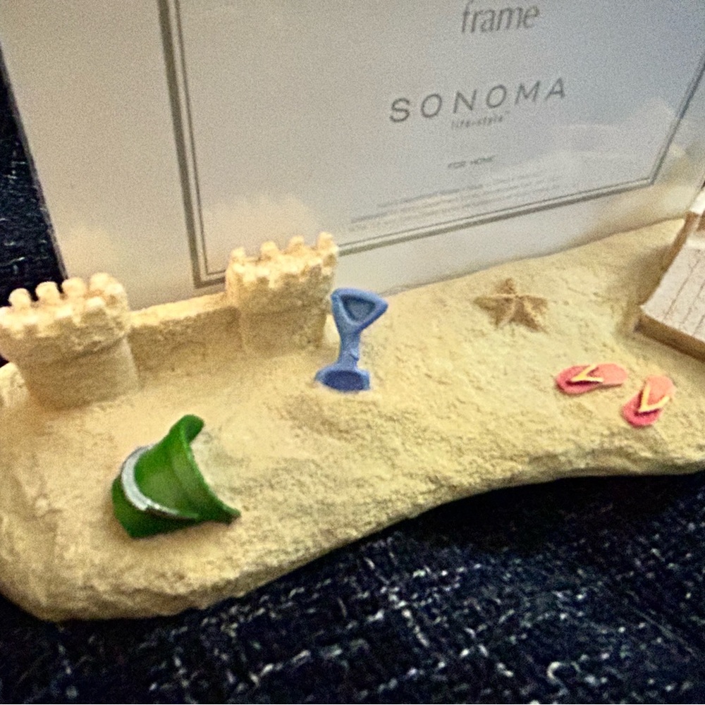 Sonoma Coastal Sandcastle Photo Frame - Cream and Green - Picture 2 of 7